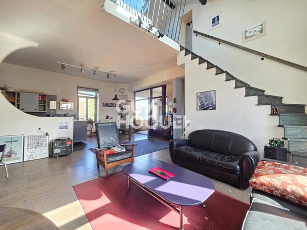 RARE - Hyper Centre Bel appartement style Loft avec beaucoup de cachet de 186 m² habitables avec terrasse et tropézienne