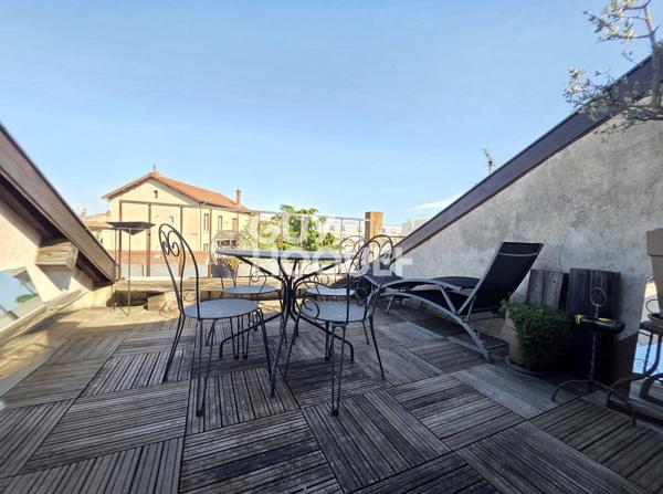 RARE - Hyper Centre Bel appartement style Loft avec beaucoup de cachet de 186 m² habitables avec terrasse et tropézienne