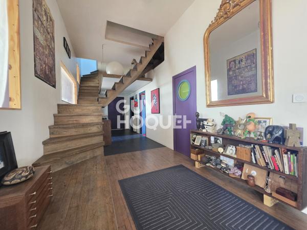 RARE - Hyper Centre Bel appartement style Loft avec beaucoup de cachet de 186 m² habitables avec terrasse et tropézienne
