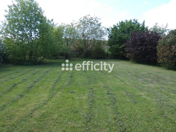 Maison
         9 pièces
        - 322 m² 260 000 € *