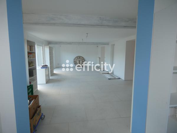 Maison
         9 pièces
        - 322 m² 260 000 € *