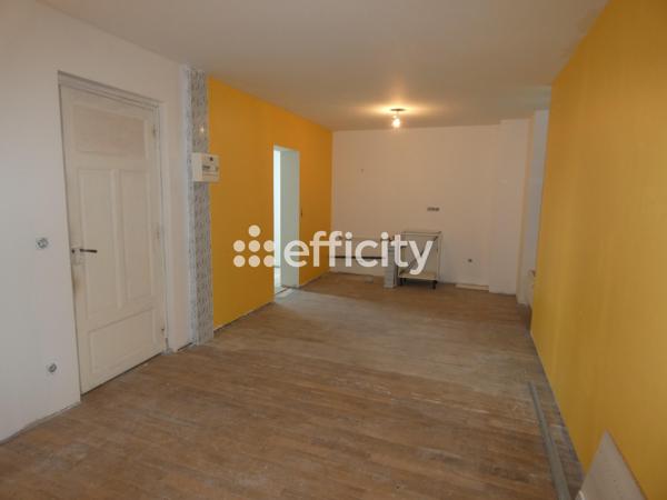 Maison
         9 pièces
        - 322 m² 260 000 € *