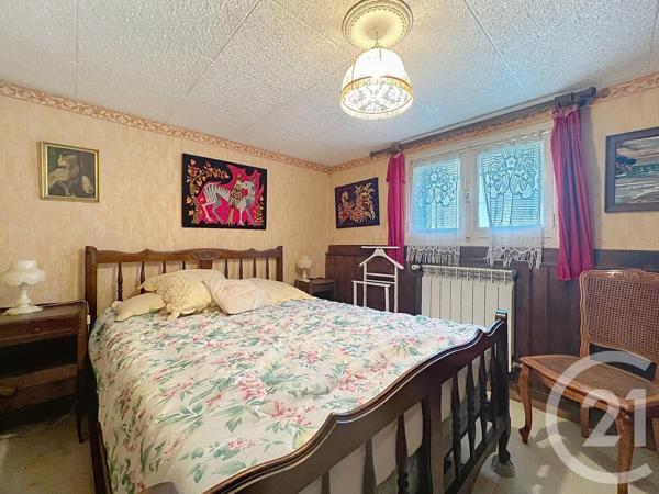 Maison à vendre  6 pièces - 105,02 m 2   ROCHEFORT  - 17