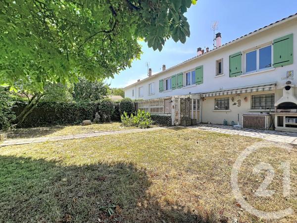 Maison à vendre  6 pièces - 105,02 m 2   ROCHEFORT  - 17