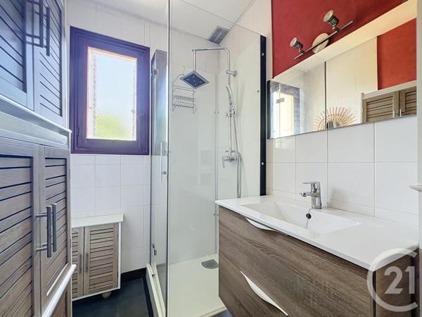 Maison à vendre  6 pièces - 105,02 m 2   ROCHEFORT  - 17