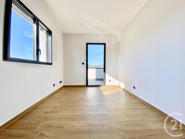 Maison à vendre  6 pièces - 215,41 m2 LEPIN LE LAC - 73