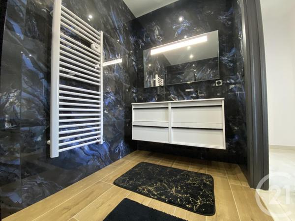 Maison à vendre  6 pièces - 215,41 m2 LEPIN LE LAC - 73