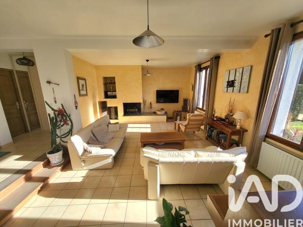 Maison à vendre 8 pièces 180 m² Jouy-en-Josas