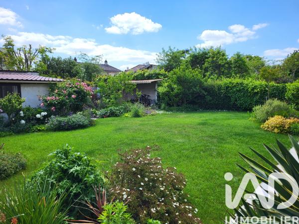 Maison à vendre 8 pièces 180 m² Jouy-en-Josas