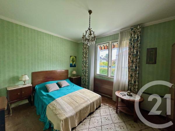 Maison à vendre  6 pièces - 103,21 m 2   PAU  - 64