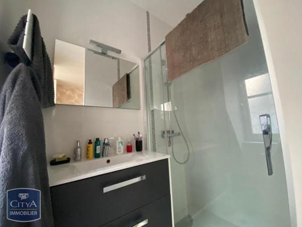 Appartement à louer 1 pièce 32.89m²