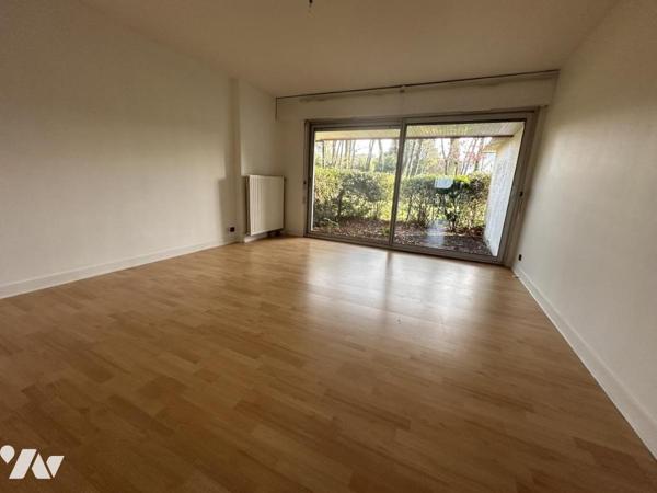 A VENDRE 56 VANNES AGREABLE APPARTEMENT 2 CHAMBRES EN RDC - PROCHE CENTRE 