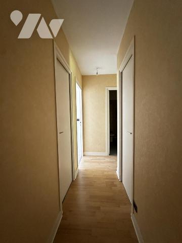 A VENDRE 56 VANNES AGREABLE APPARTEMENT 2 CHAMBRES EN RDC - PROCHE CENTRE 