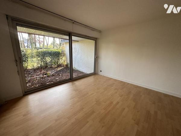 A VENDRE 56 VANNES AGREABLE APPARTEMENT 2 CHAMBRES EN RDC - PROCHE CENTRE 