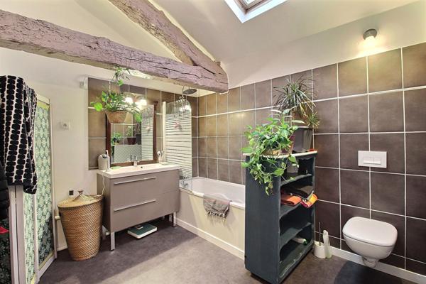 Place Carnot - Appartement 3 pièces 82.5 m2 (105 m2 au sol)