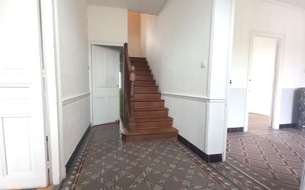 Maison à vendre    5 pièces •  Montceau-les-Mines