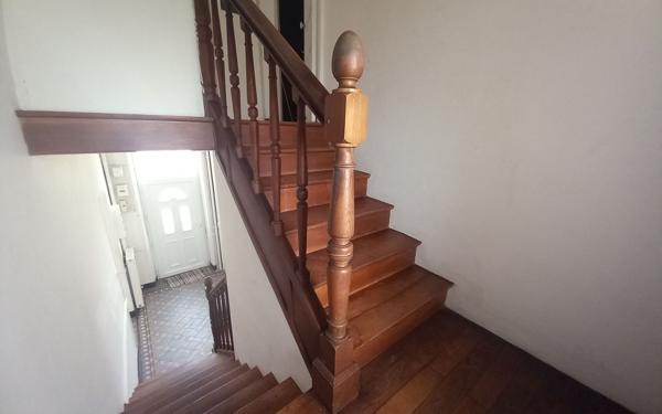 Maison à vendre    5 pièces •  Montceau-les-Mines