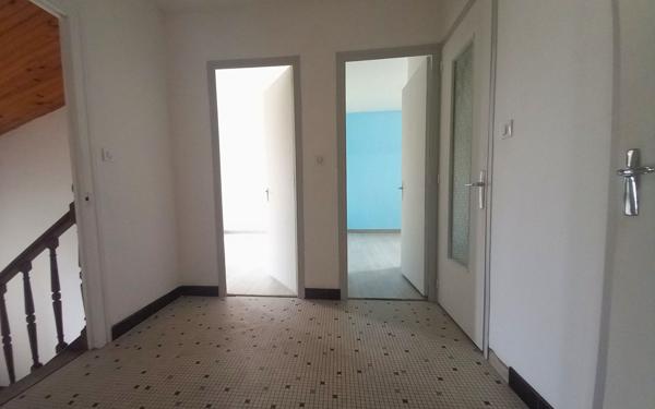 Maison à vendre    5 pièces •  Montceau-les-Mines