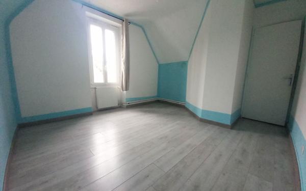 Maison à vendre    5 pièces •  Montceau-les-Mines