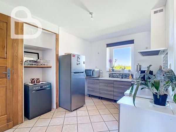 Montaigu-de-Quercy (82150) Superbe domaine avec 2 maisons, dépendances et piscine