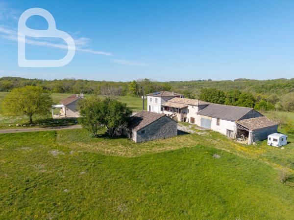 Montaigu-de-Quercy (82150) Superbe domaine avec 2 maisons, dépendances et piscine