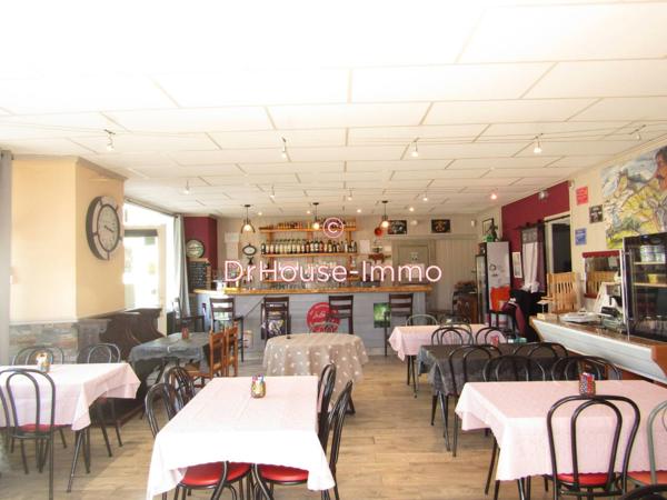 Commerce à vendre 18 pièces de 600 m²