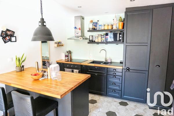 Appartement 3 pièces de 42 m² à Seclin (59113)