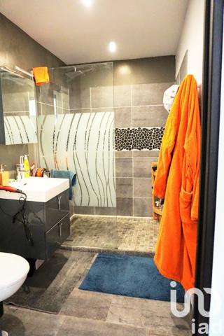 Appartement 3 pièces de 42 m² à Seclin (59113)