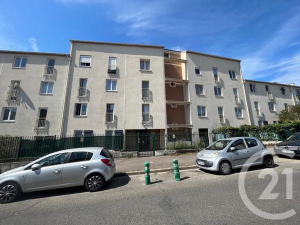 Appartement F4 à vendre  4 pièces - 89,94 m2 MONTMAGNY - 95