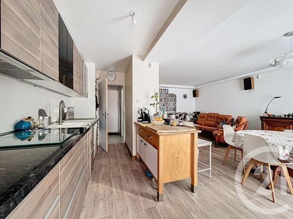 Appartement F4 à vendre  4 pièces - 89,94 m2 MONTMAGNY - 95