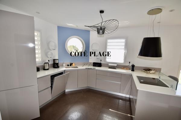 Vaux-sur-Mer (17640) VAUX SUR MER ENTRE PLAGES ET COMMERCES MAISON RECENTE AVEC PISCINE AU PRIX DE 698.000€ FAI