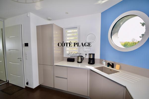 Vaux-sur-Mer (17640) VAUX SUR MER ENTRE PLAGES ET COMMERCES MAISON RECENTE AVEC PISCINE AU PRIX DE 698.000€ FAI