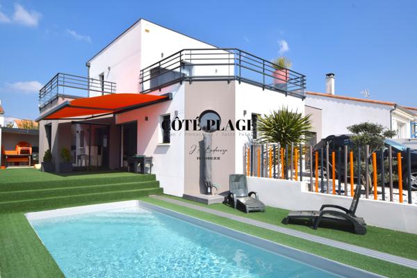 Vaux-sur-Mer (17640) VAUX SUR MER ENTRE PLAGES ET COMMERCES MAISON RECENTE AVEC PISCINE AU PRIX DE 698.000€ FAI