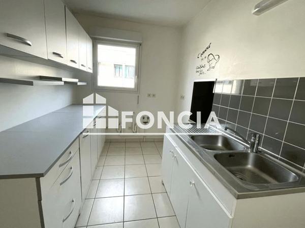 Location Appartement 3 pièces 67.18 m² - 6 RUE PIERRE DE RONSARD Evreux 27000