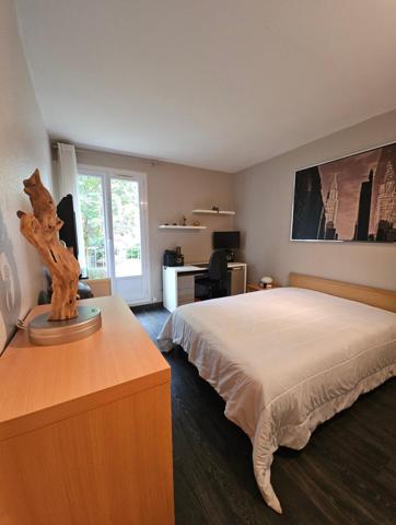 T2 50M2 au calme avec place de parking et cave