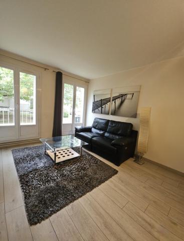 T2 50M2 au calme avec place de parking et cave