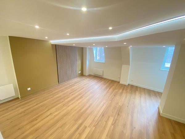 Appartement  Duplex Dijon 3 pièce(s) 69m2 hôtel particulier + cave