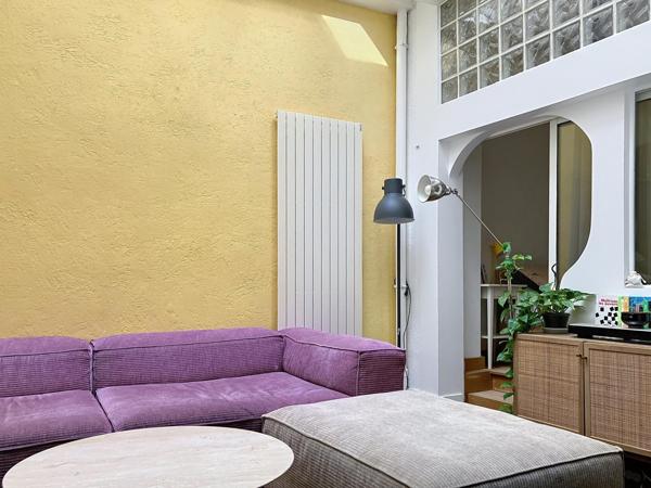 Loft avec terrasse à 5mn à pied du m° Robespierre