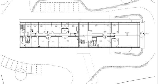 Local d activites de 1 800 m²