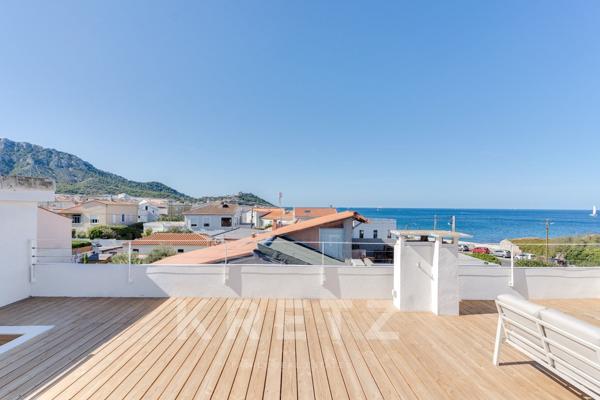 Maison d'architecte en front de mer avec rooftop et vues à 360