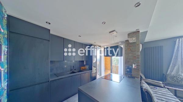 Appartement
         4 pièces
        - 69 m² 162 000 € *