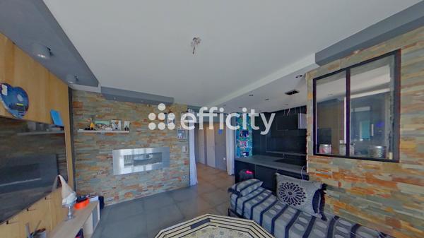 Appartement
         4 pièces
        - 69 m² 162 000 € *