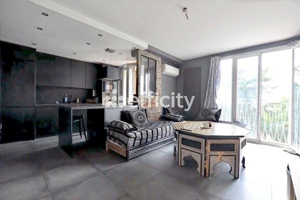 Appartement
         4 pièces
        - 69 m² 162 000 € *