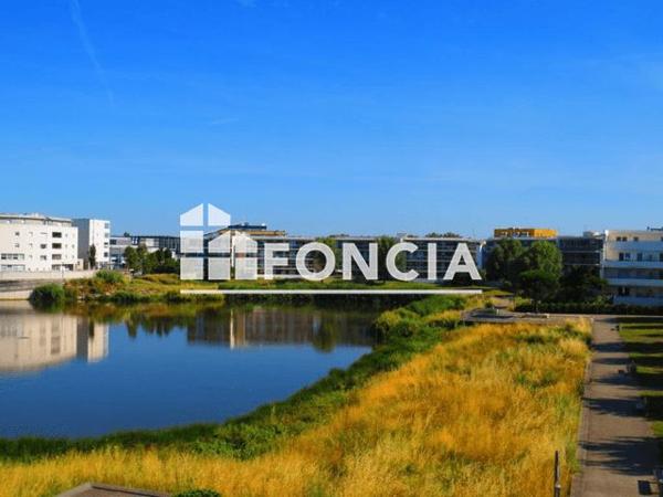 Location Appartement meublé 2 pièces 32.1 m² - AVENUE JEAN MONNET La Rochelle 17000