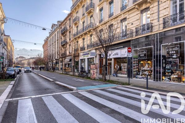 Appartement à vendre 3 pièces 62 m² Grenoble