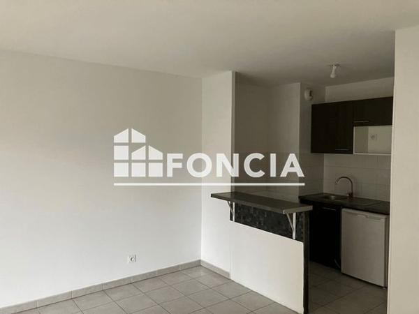 Location Appartement 2 pièces 43.2 m² - 7 RUE MOURRE Avignon 84000