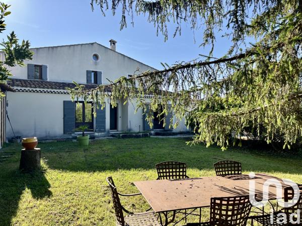 Location maison 6 pièces 184 m² Cadenet
