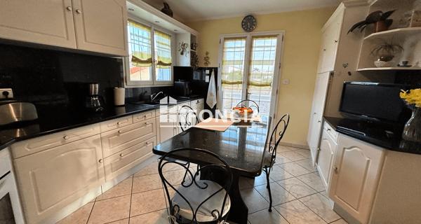 À vendre Maison 8 pièces 191 m² - Roanne 42300