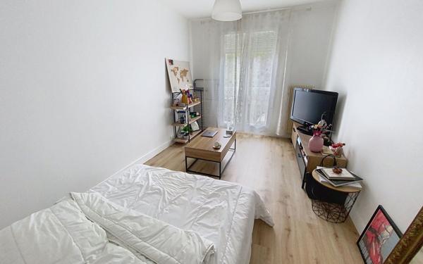 Appartement à louer    1 pièce •  Tours