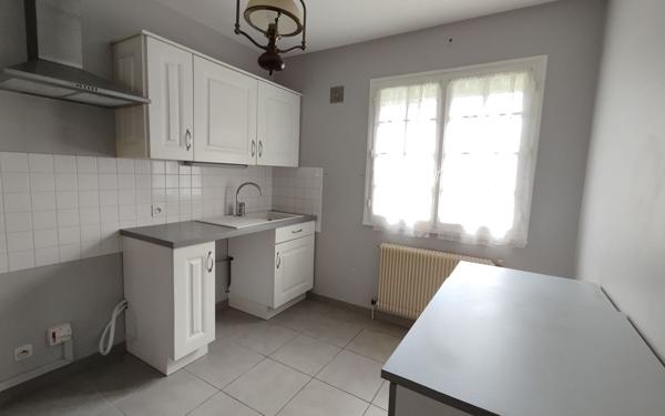 Maison à louer    3 pièces •  Lamotte-Beuvron